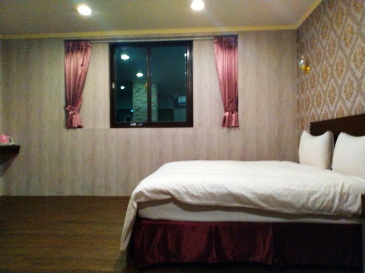 Hotel 欣悅商務旅店 Toufen Zewnętrze zdjęcie